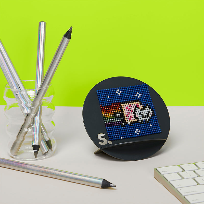 The Show-off Stand - Magnetic Display and Building Board