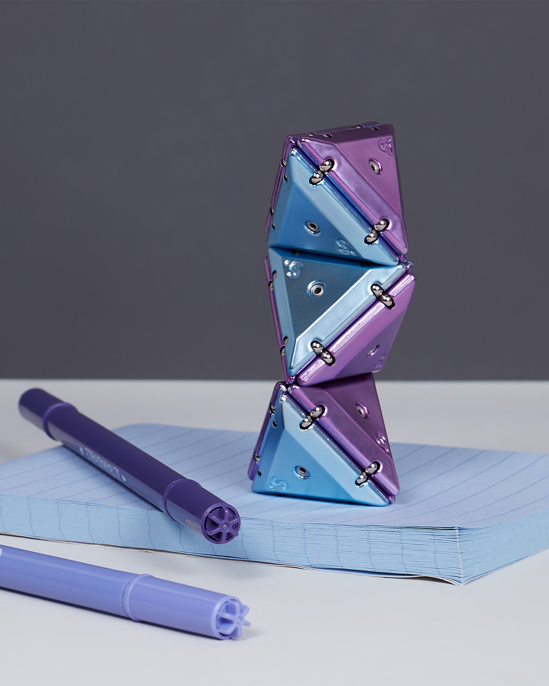 Chrome Pyramid Geode - Magnetic Shape Building Set