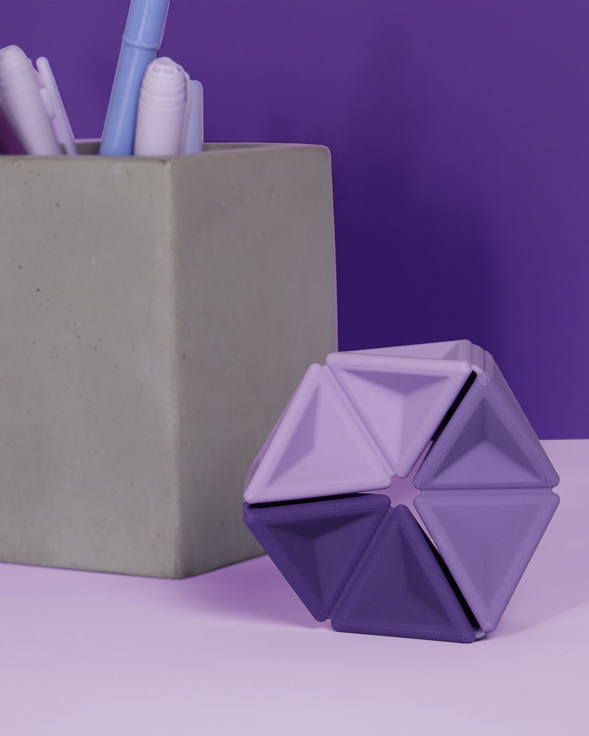 Pivot - Magnetic Desktop Fidget