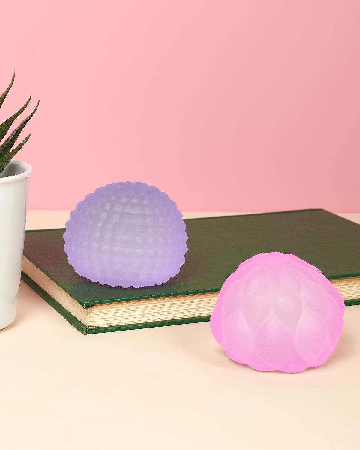 Gump Surface 2-Packs - Memory Gel Squeeze Toy