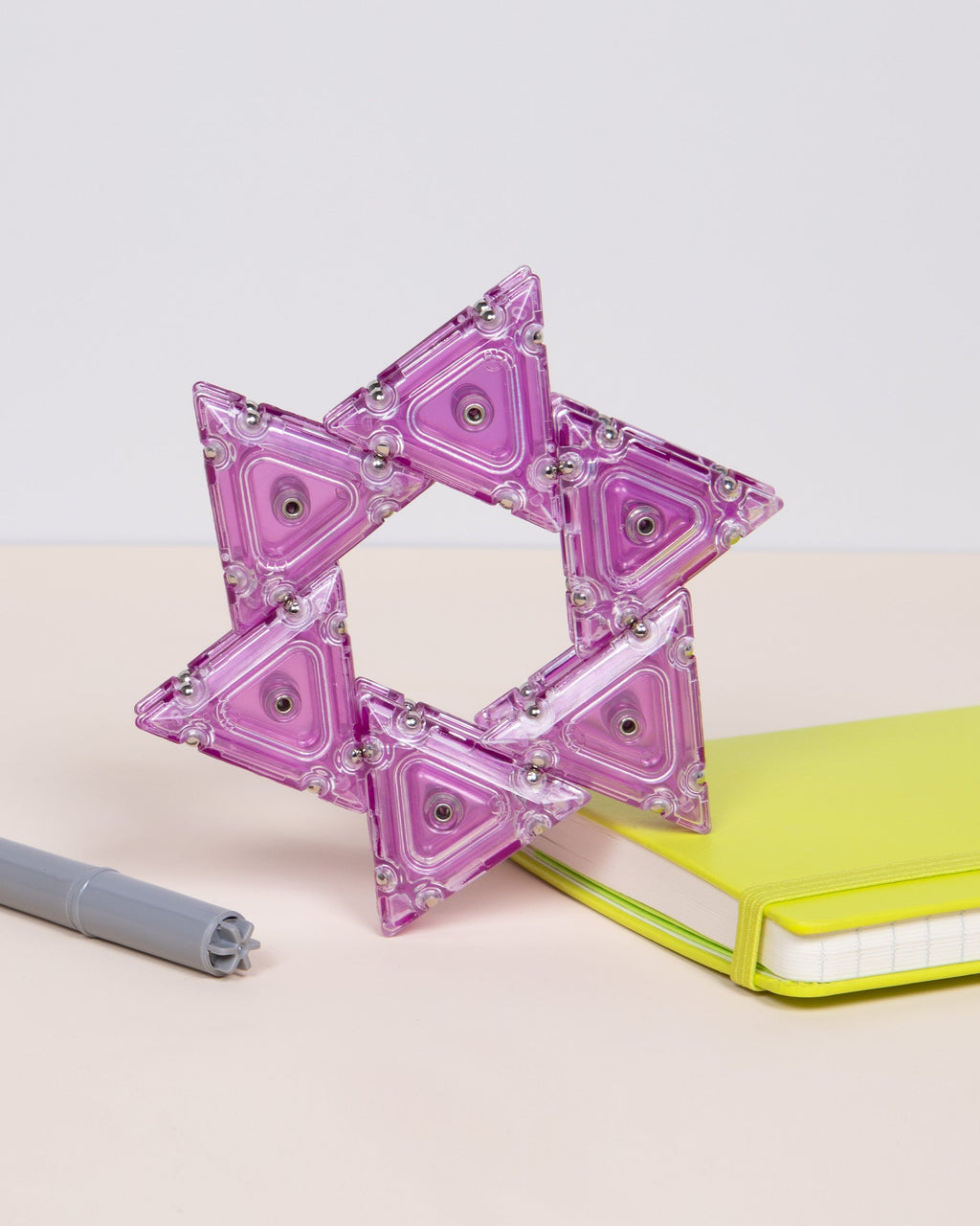 Crystal Pyramid Geode - Magnetic Shape Building Set
